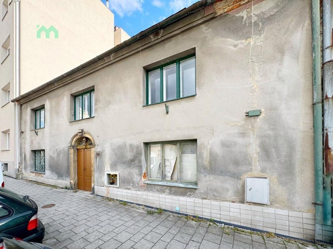 Prodej rodinného domu 121 m², pozemek 155 m² — fotografie 2