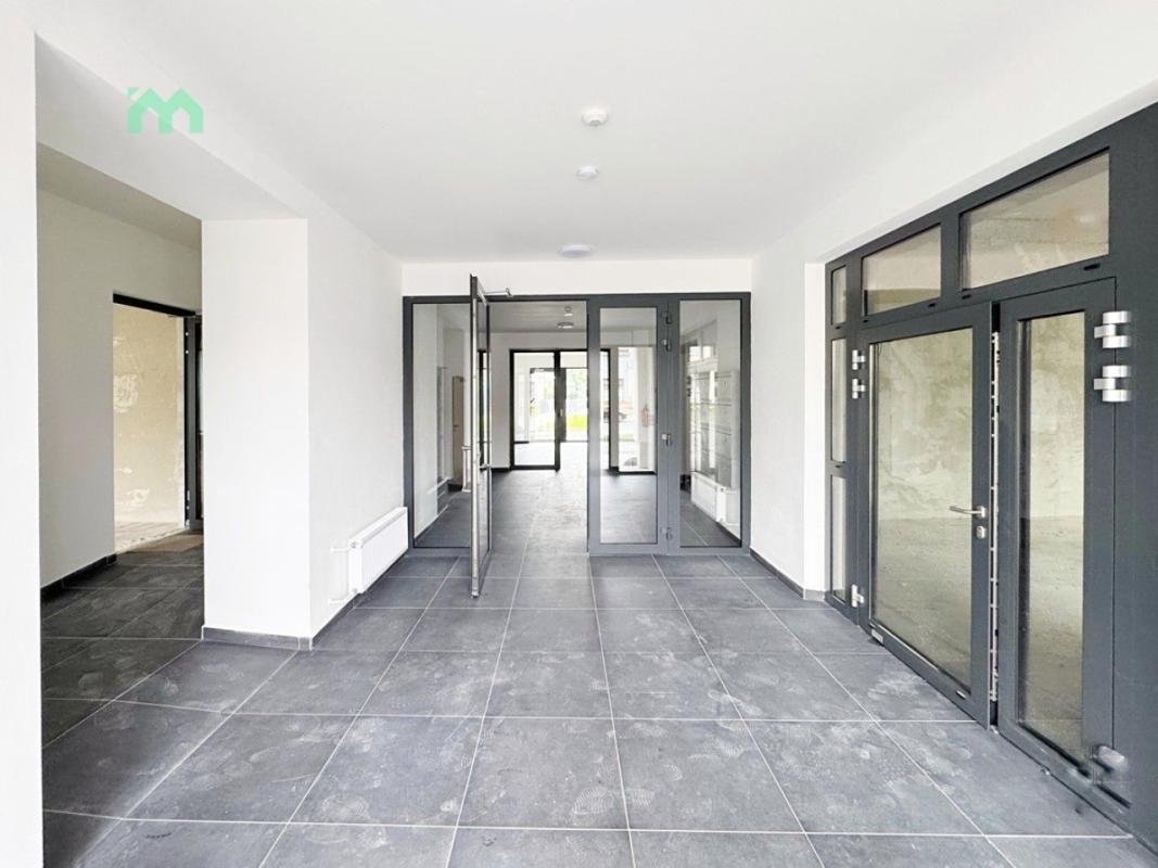 Pronájem obchodního prostoru 129 m² — fotografie 4