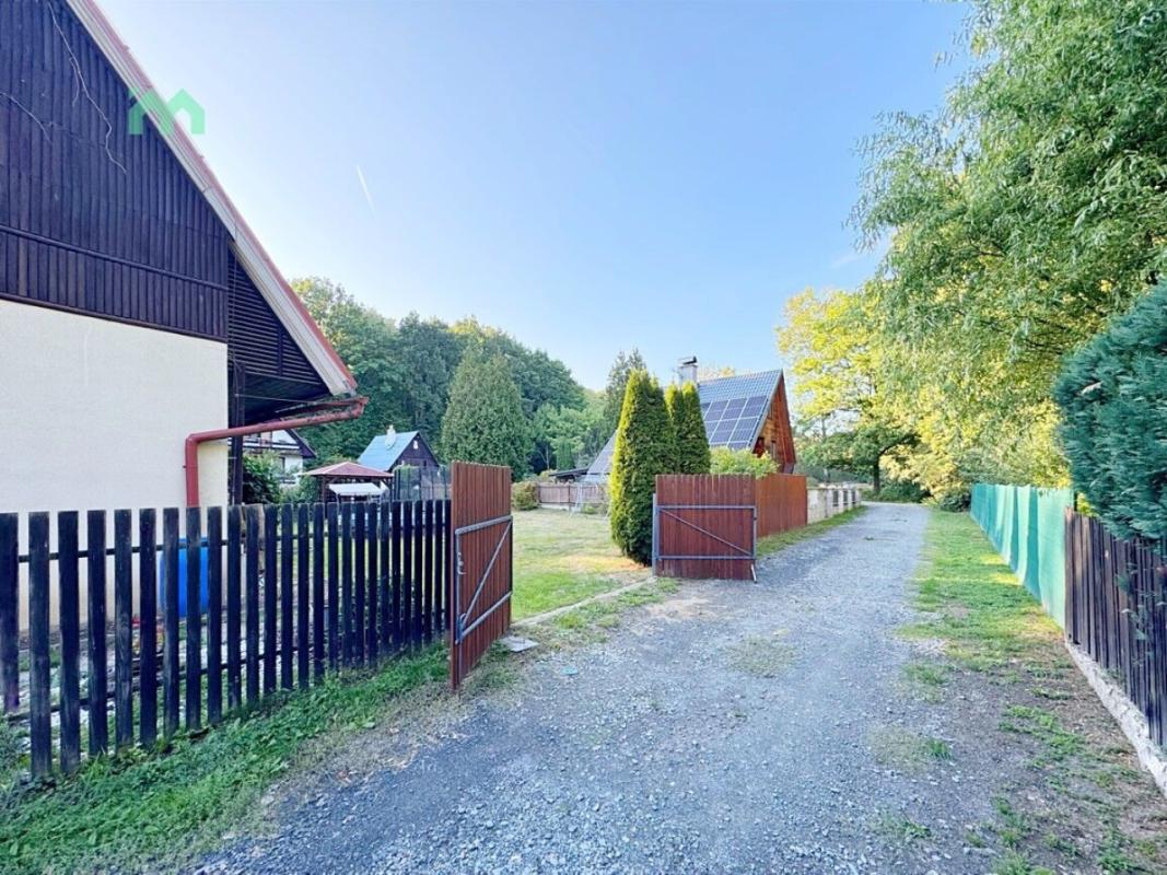 Prodej pozemku 335 m² — fotografie 8