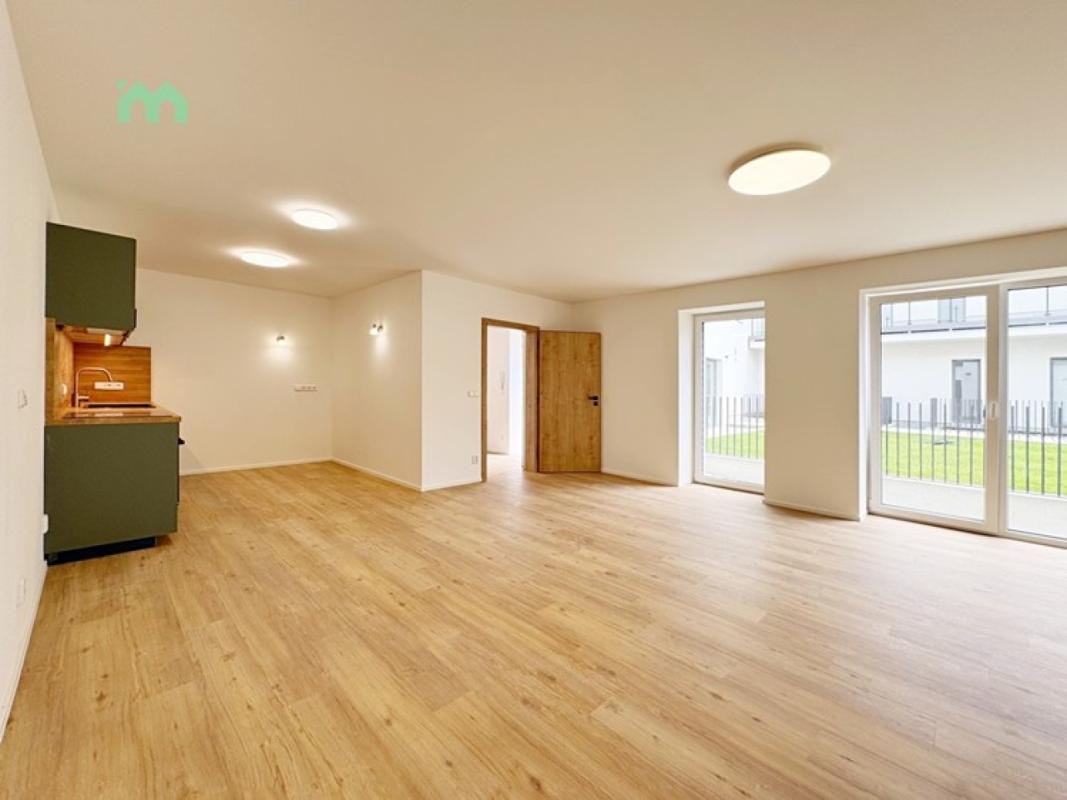 Pronájem bytu 2+kk 81 m² — fotografie 5