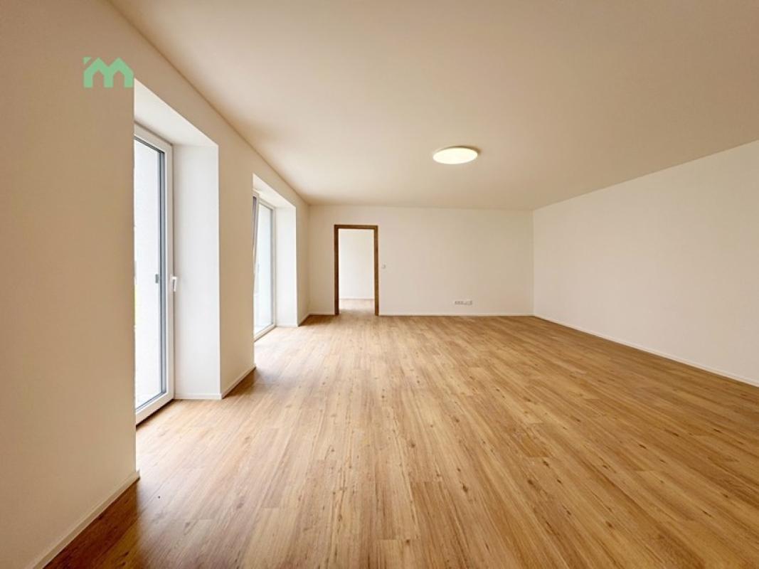 Pronájem bytu 2+kk 81 m² — fotografie 9