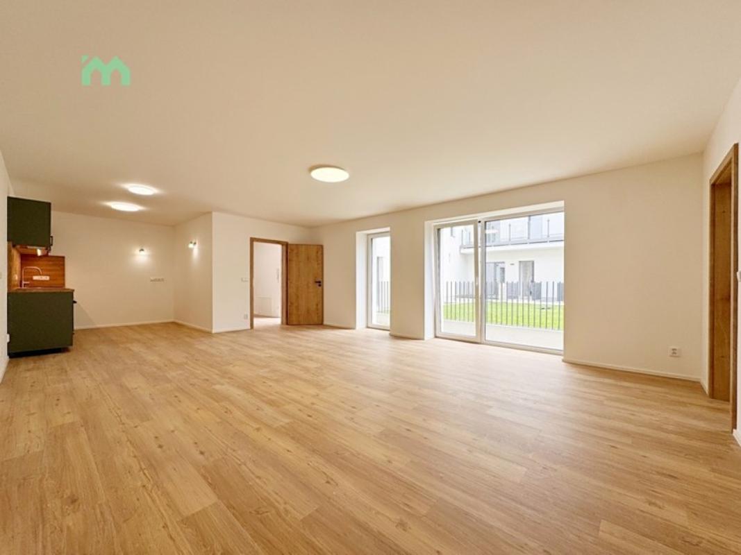 Pronájem bytu 2+kk 81 m² — fotografie 11