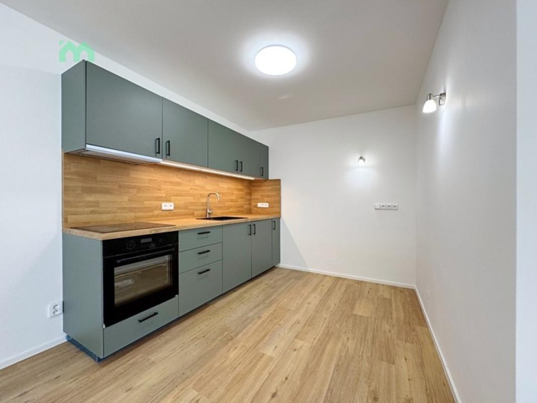 Pronájem bytu 2+kk 81 m² — fotografie 12