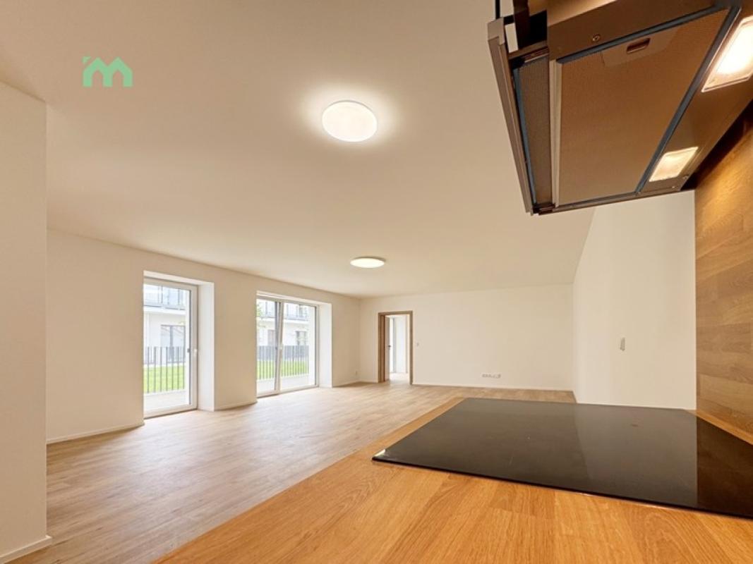 Pronájem bytu 2+kk 81 m² — fotografie 13