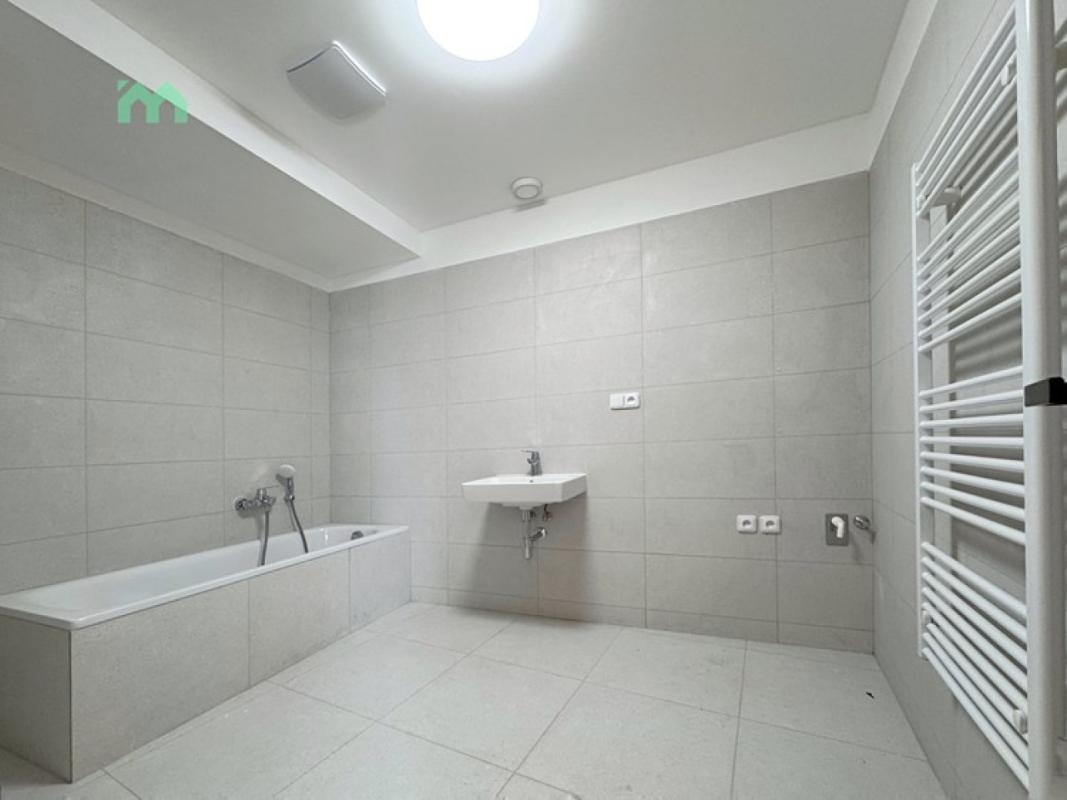 Pronájem bytu 2+kk 81 m² — fotografie 18