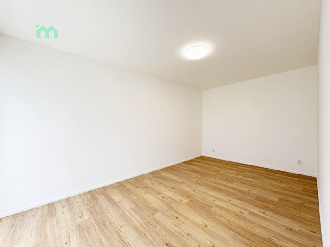 Pronájem bytu 2+kk 81 m² — fotografie 23