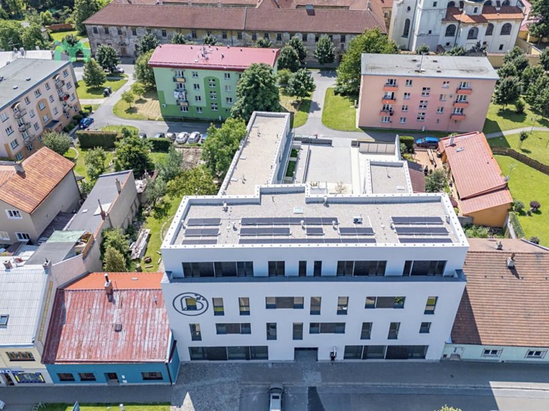 Pronájem bytu 2+kk 81 m² — fotografie 28