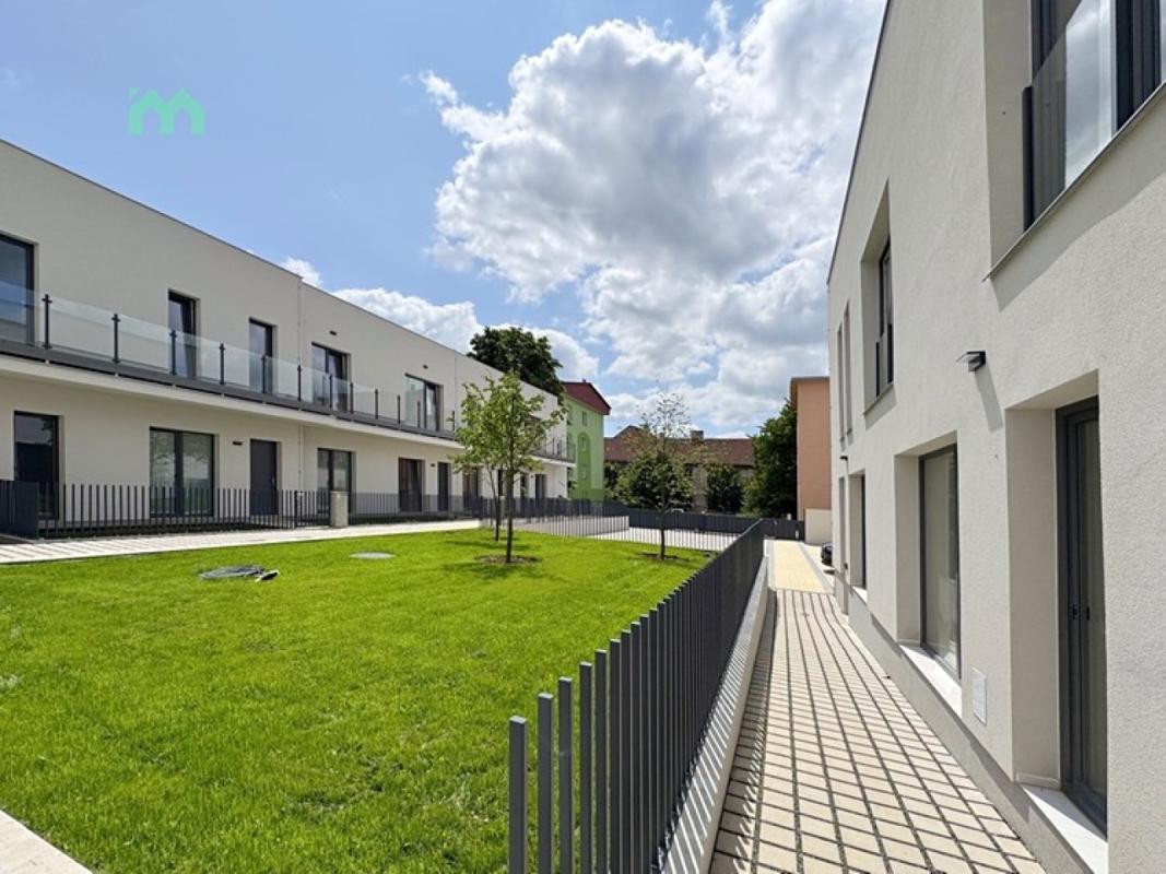 Pronájem bytu 2+kk 81 m² — fotografie 31