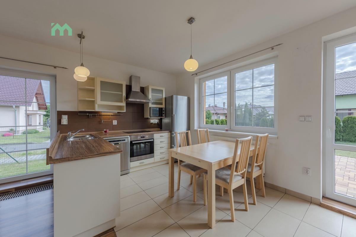 Prodej rodinného domu 106 m², pozemek 420 m² — fotografie 6