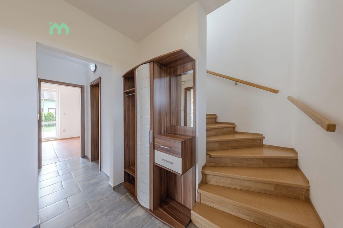 Prodej rodinného domu 106 m², pozemek 420 m² — fotografie 24