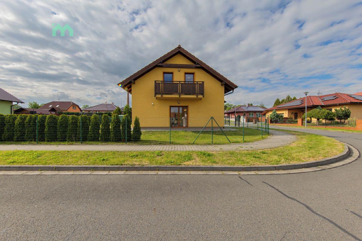 Prodej rodinného domu 106 m², pozemek 420 m² — fotografie 39