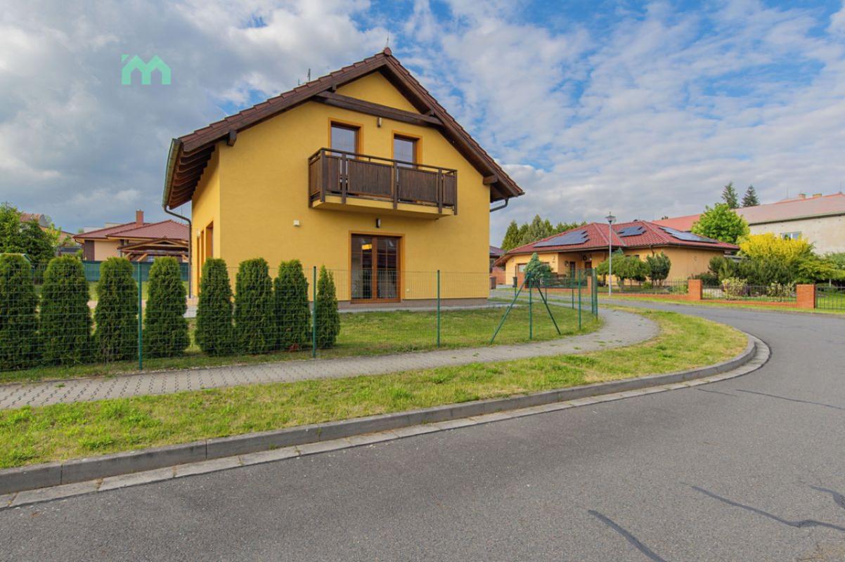 Prodej rodinného domu 106 m², pozemek 420 m² — fotografie 41