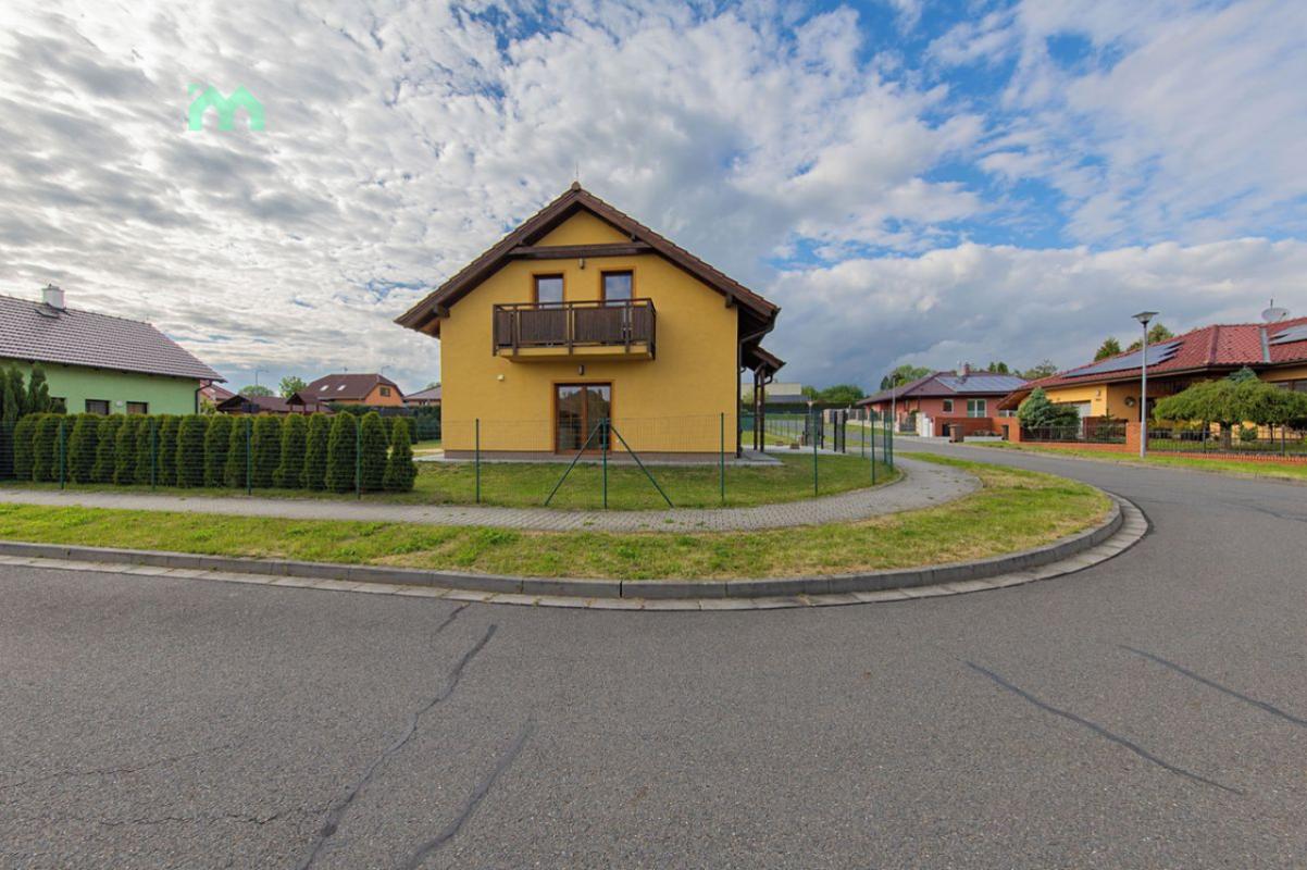 Prodej rodinného domu 106 m², pozemek 420 m² — fotografie 42