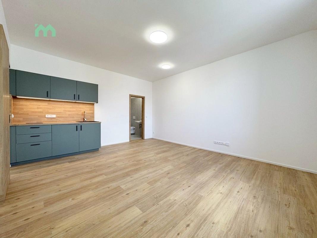 Pronájem bytu 2+kk 41 m² — fotografie 11
