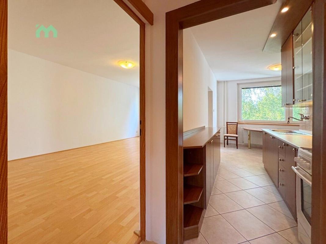 Pronájem bytu 3+1 72 m² — fotografie 4