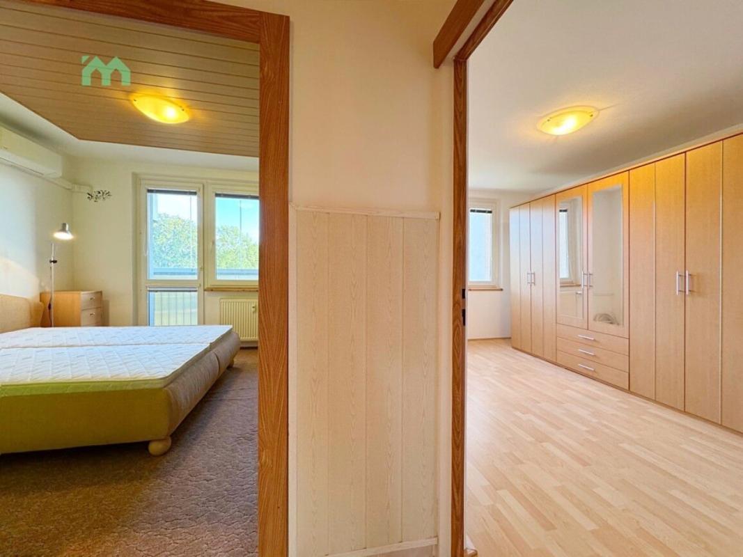 Pronájem bytu 3+1 72 m² — fotografie 30