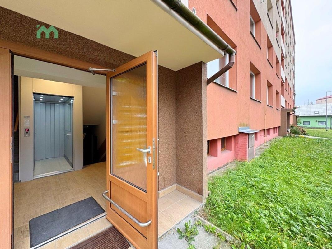 Pronájem bytu 3+1 68 m² — fotografie 29