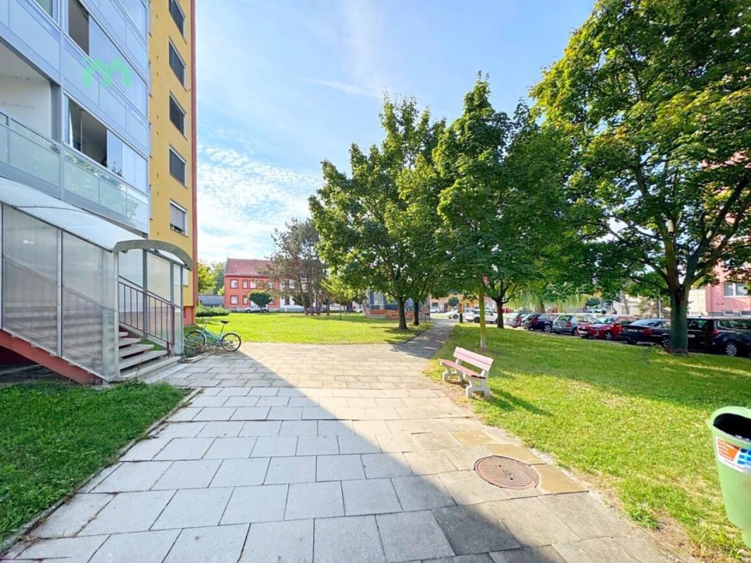 Pronájem bytu 1+1 36 m² — fotografie 29