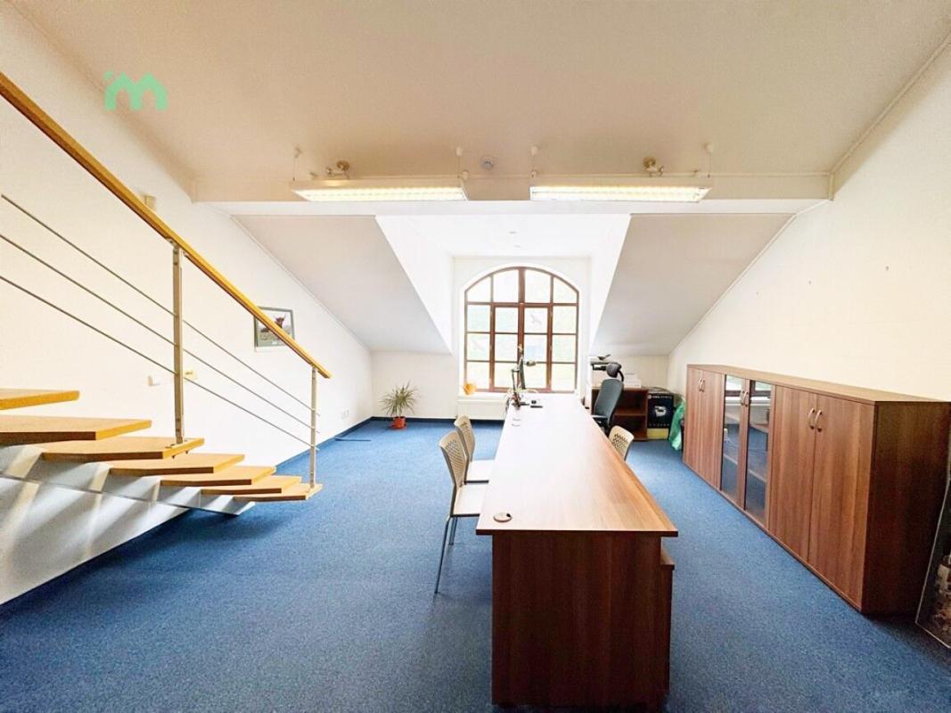 Pronájem kanceláře 100 m² — fotografie 5