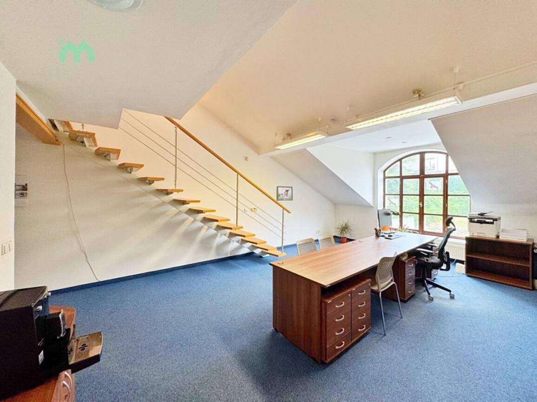 Pronájem kanceláře 100 m² — fotografie 6